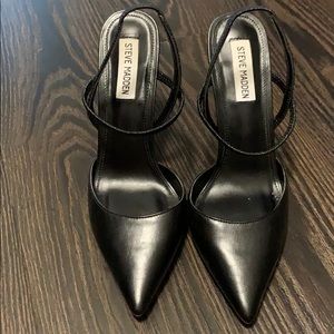 Steve Madden Pirro Pump